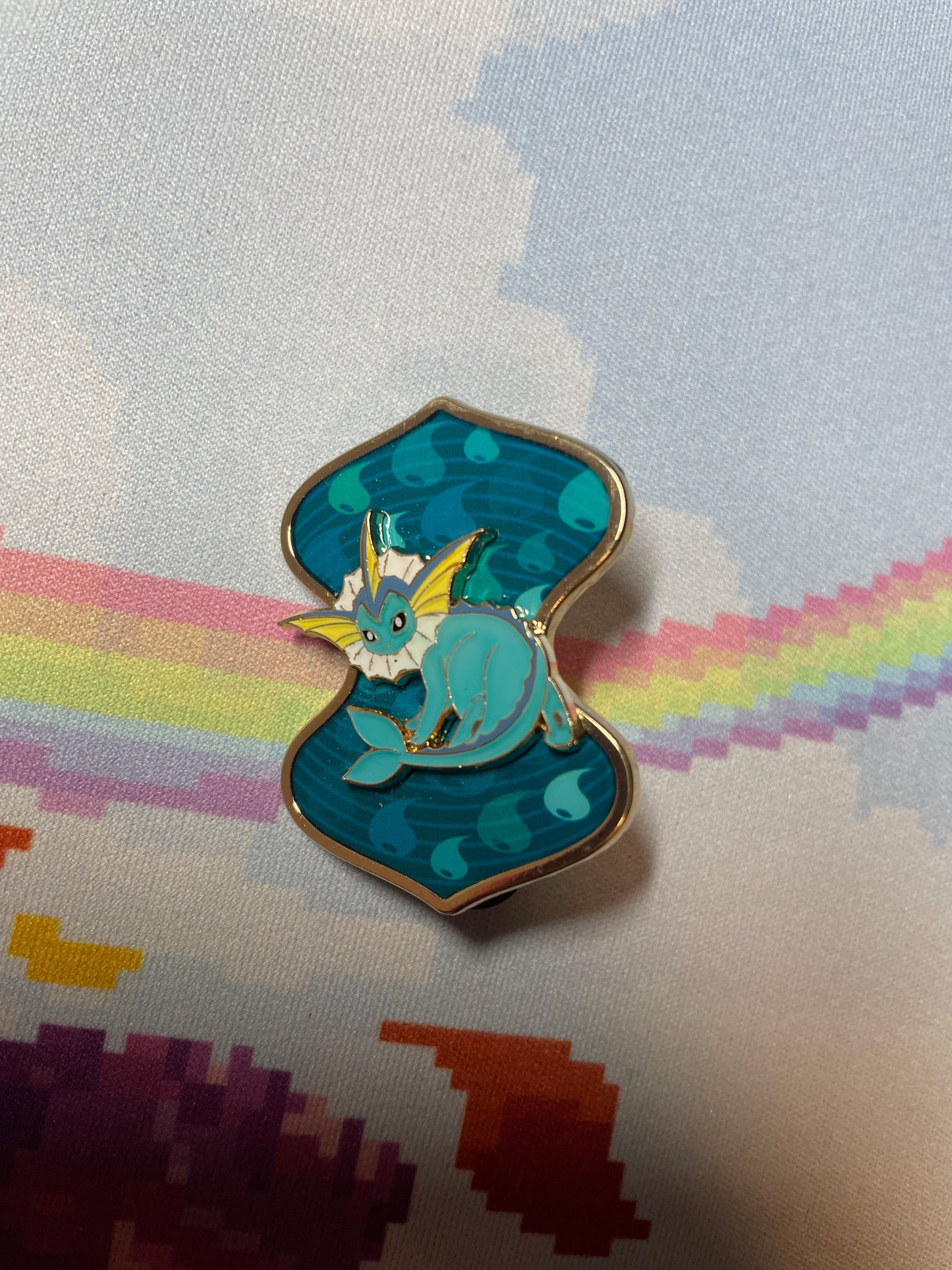 Vaporeon Pin - Eevee VMAX Collection