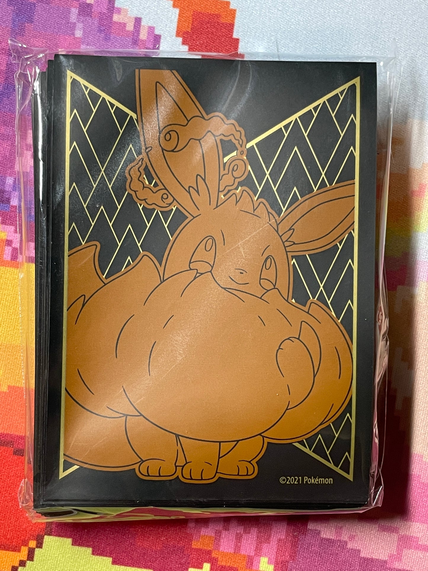 Eevee VMAX Sleeves - Shining Fates ETB