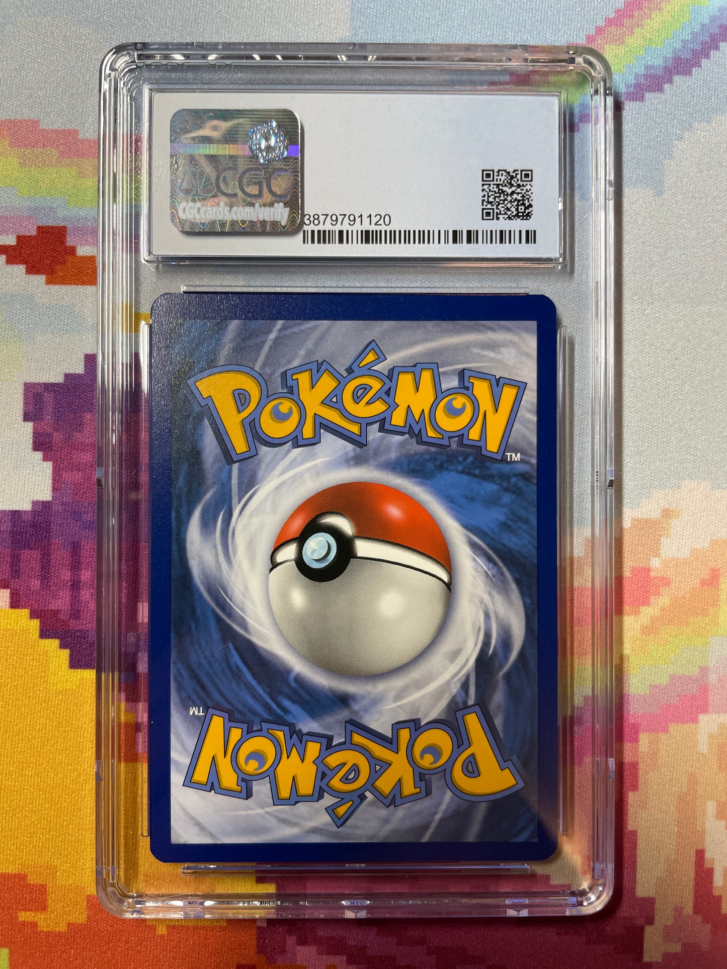 2019 Pokémon Cosmic Eclipse Black Kyurem Holo 61/236 CGC 9 Mint